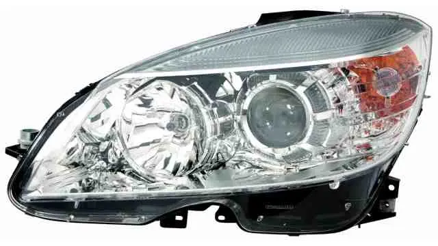 Faro del. dcha. Mercedes W204