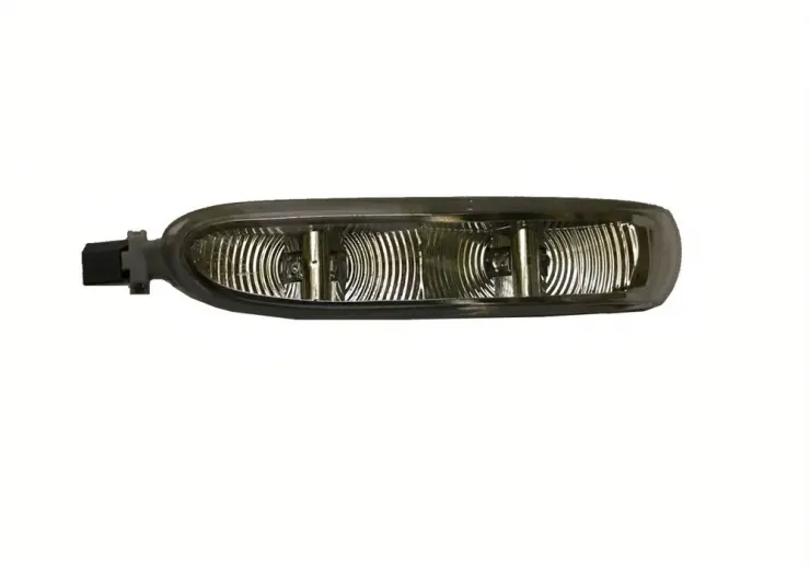 Piloto retrovisor izdo Mercedes Viano